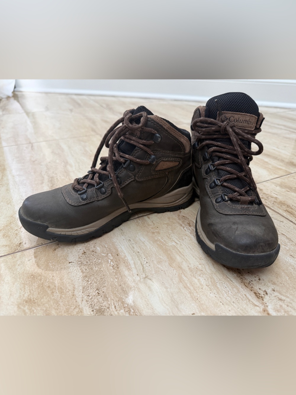 Columbia Brown Hiking Boots